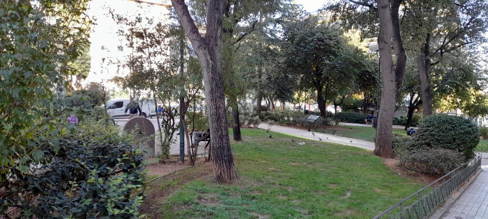With A Balcony In Apartment Athens